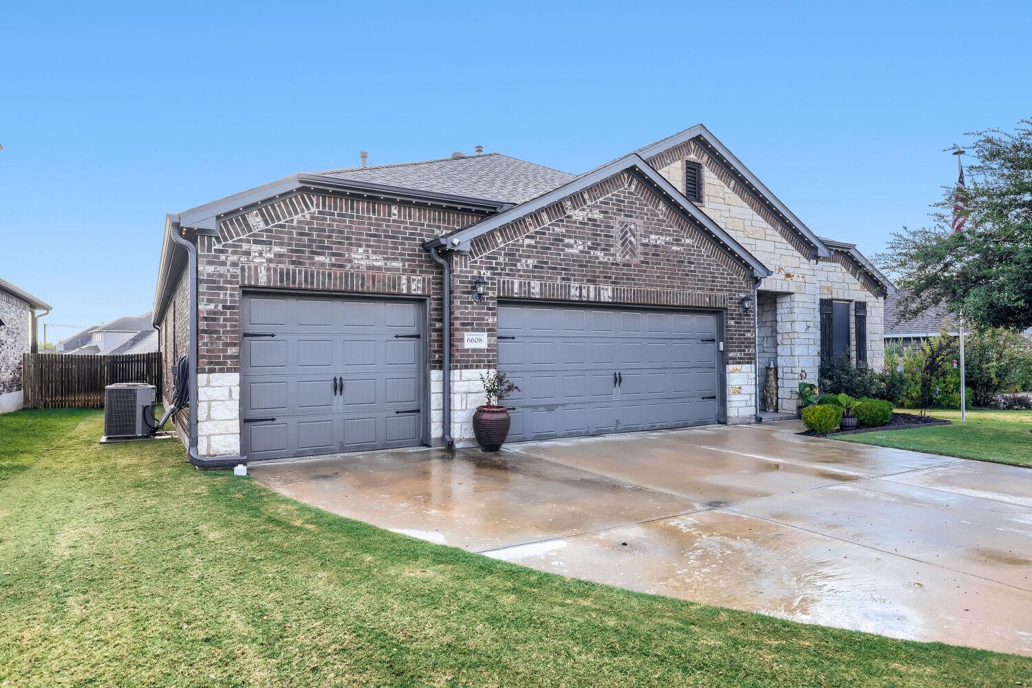 6608 Casiano CV, Round Rock, TX 78665 photo 2