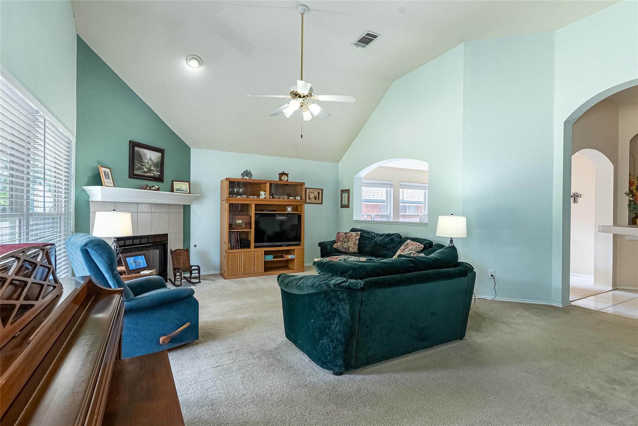 1106 Willow Creek DR, Leander, TX 78641 photo 2