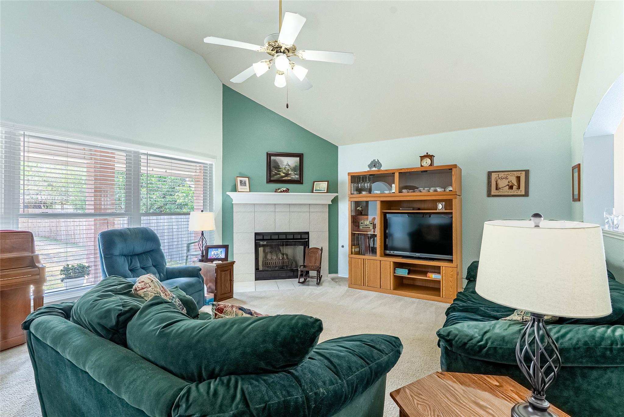 1106 Willow Creek DR, Leander, TX 78641 photo 3