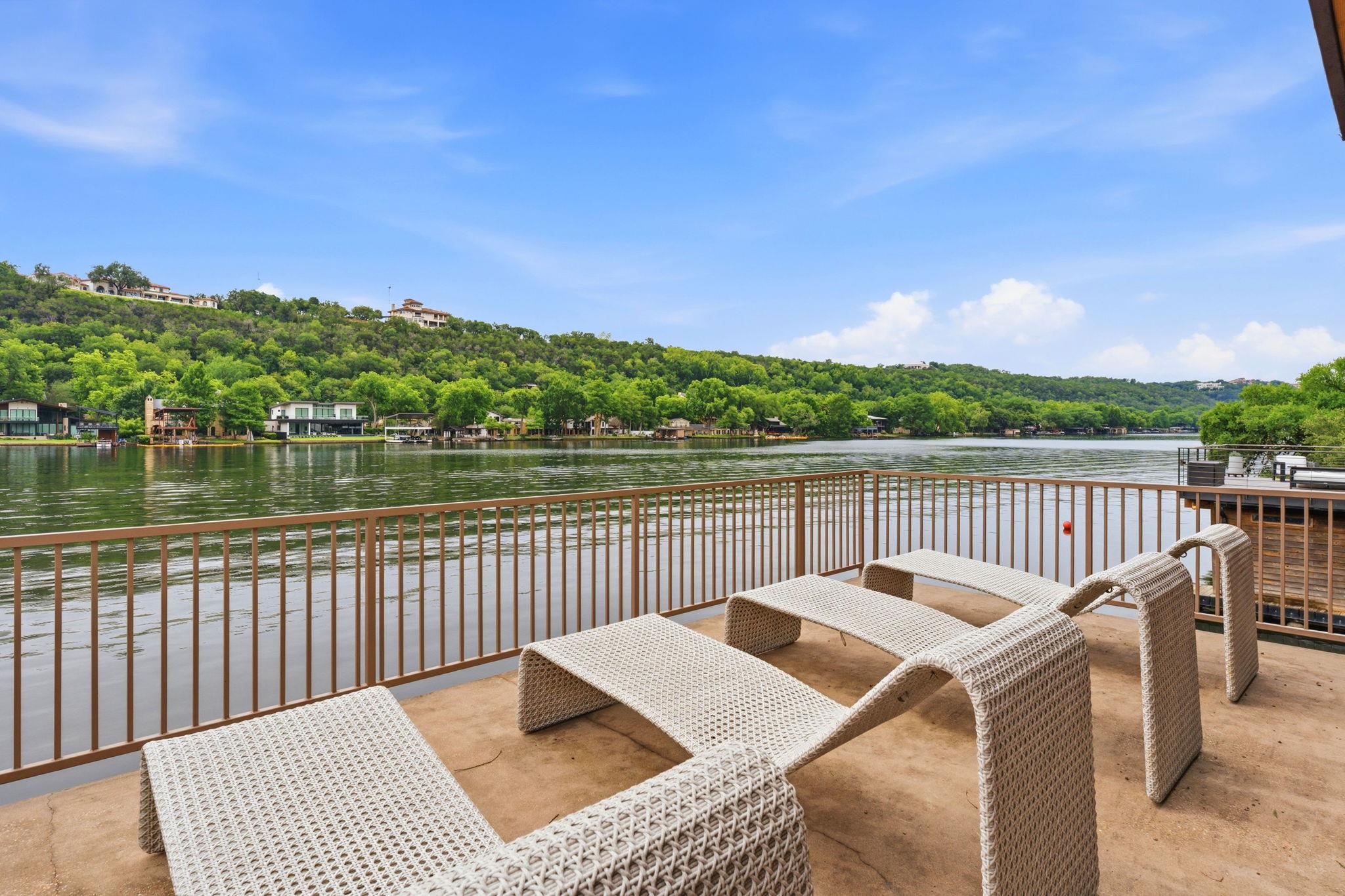 Oak Shores