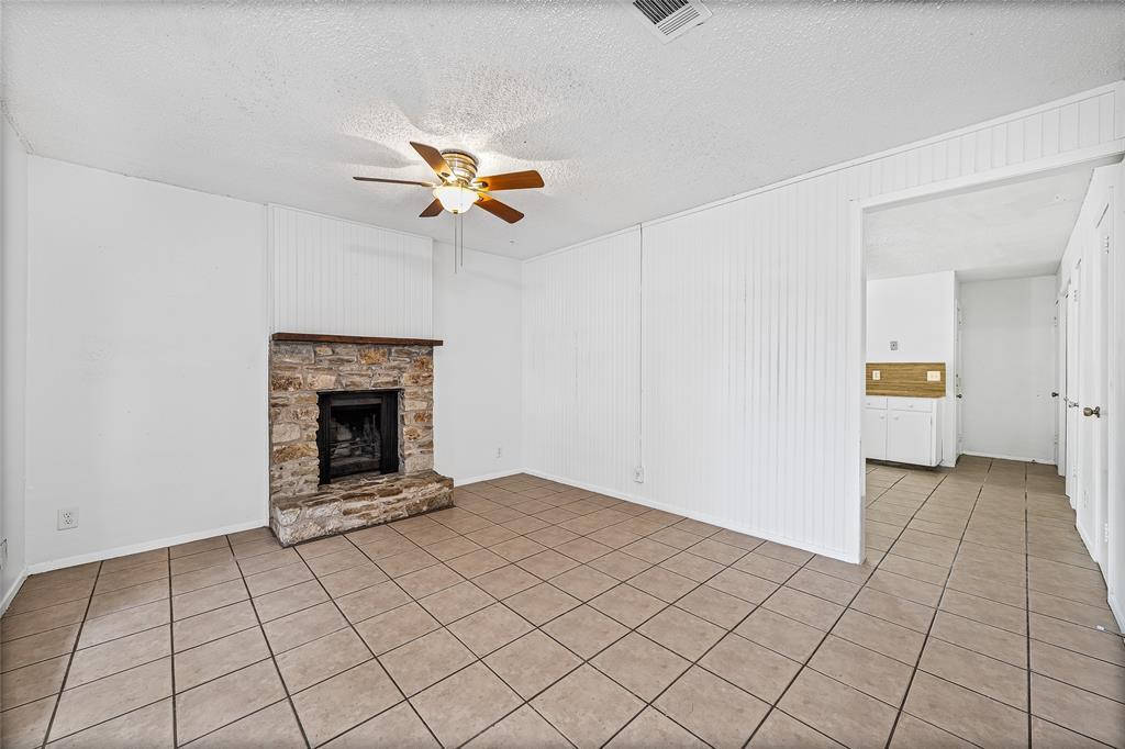 1601 Taylor Gaines St #A, Austin, TX 78741 photo 2