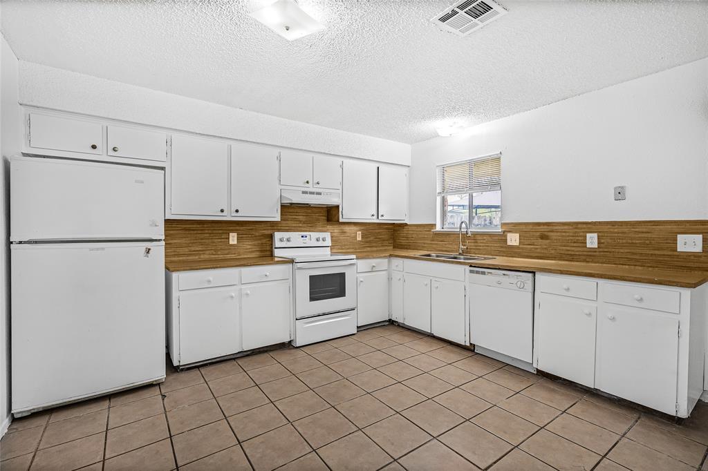 1601 Taylor Gaines St #A, Austin, TX 78741 photo 5