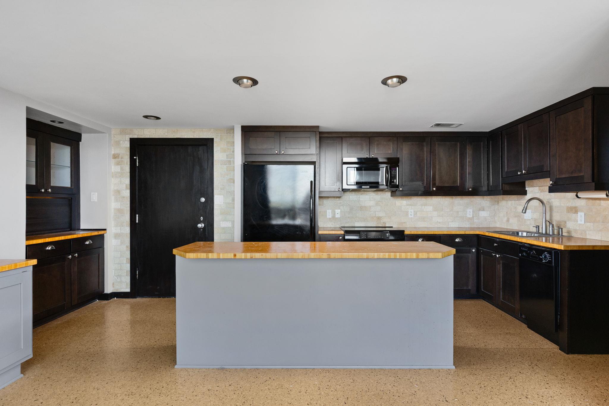 1801 Lavaca ST #15M, Austin, TX 78701 photo 4