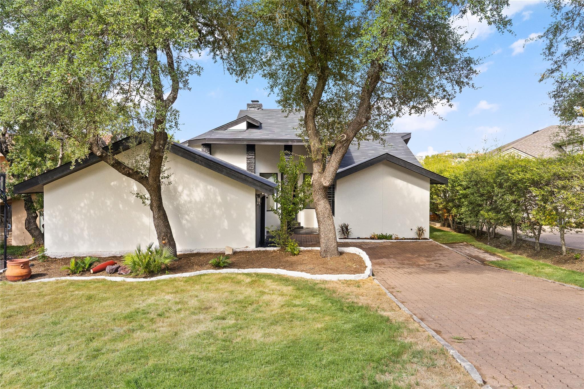 310 Golf Crest LN, Lakeway, TX 78734 photo 5