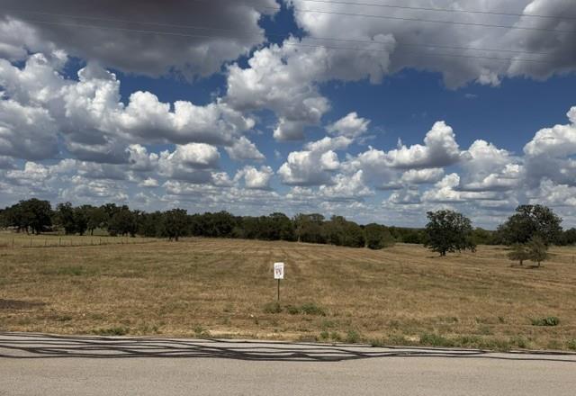 114 Sunny Day DR, Red Rock, TX 78662 photo 2