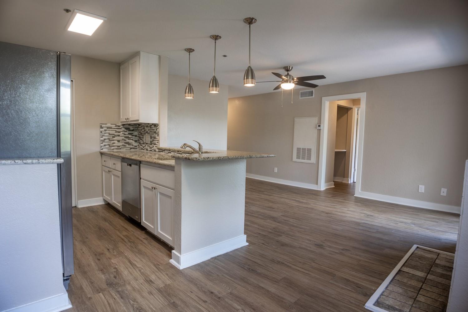 1306 Norwalk LN #305, Austin, TX 78703 photo 5