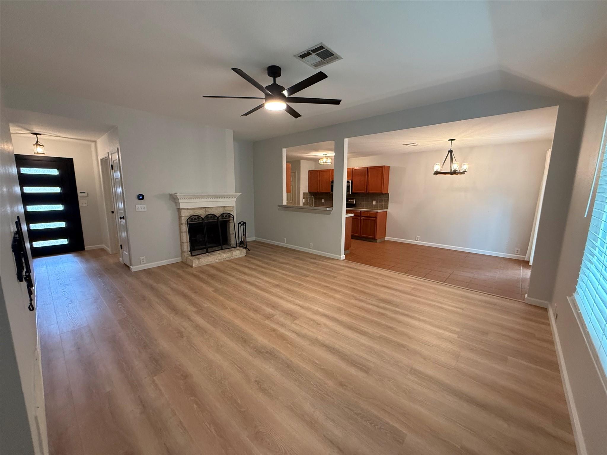 2125 Kaiser DR, Austin, TX 78748 photo 3