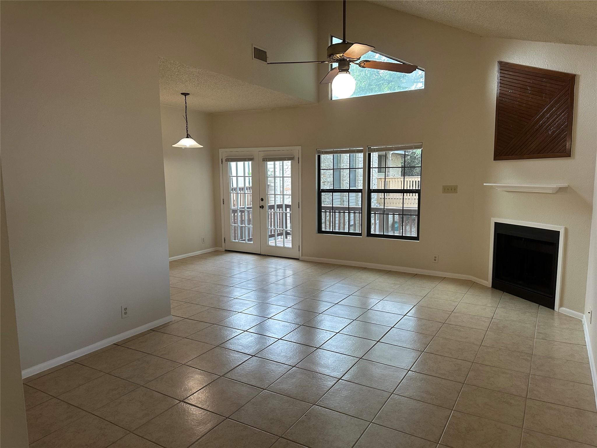 7107 Silver Dale DR #B, Austin, TX 78736 photo 4