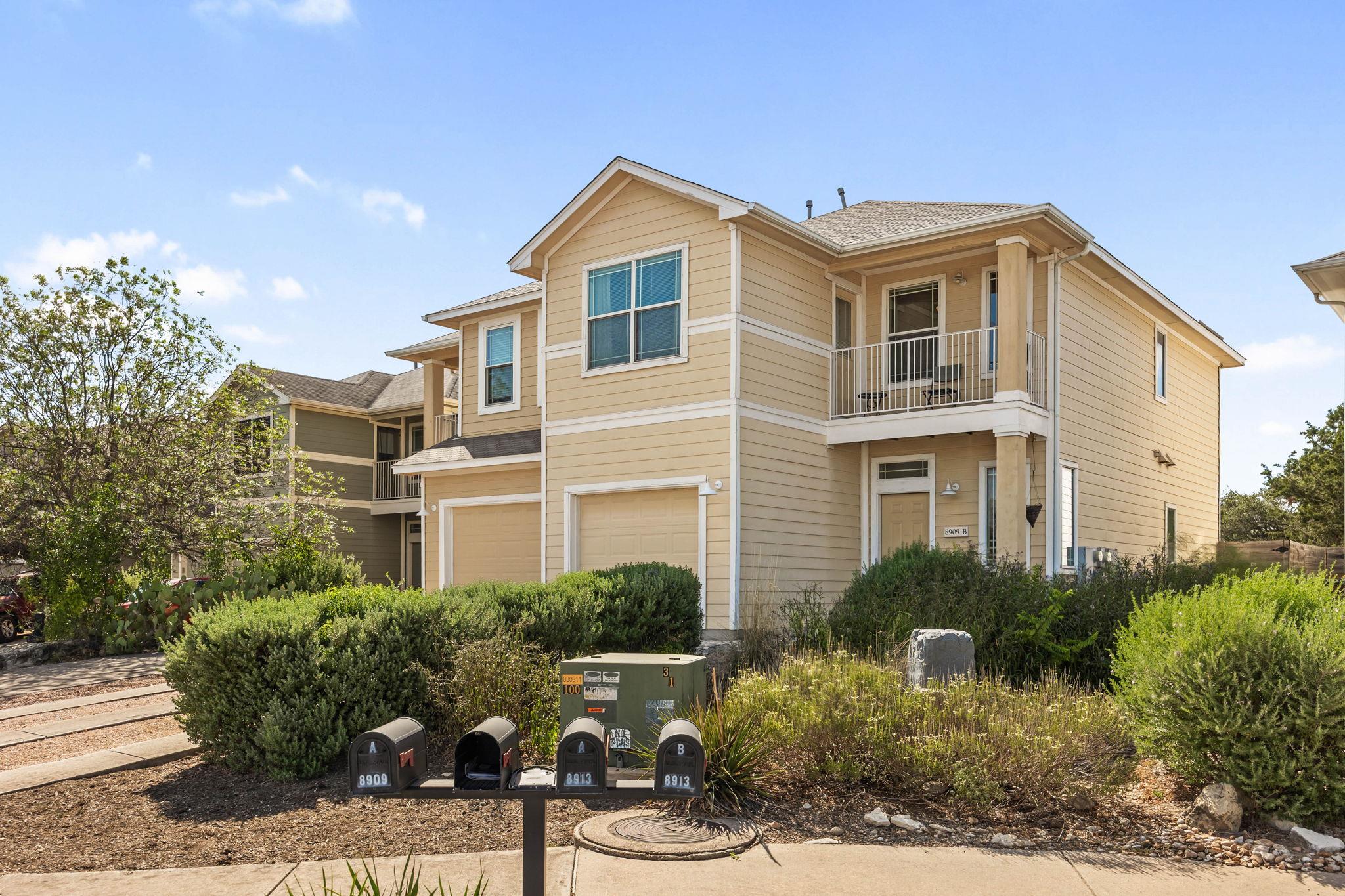 8909 Mountain Shadows CV #B, Austin, TX 78735 photo 2