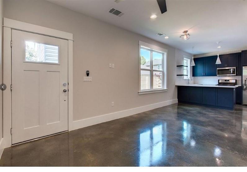 2821 Castro ST #2, Austin, TX 78702 photo 4