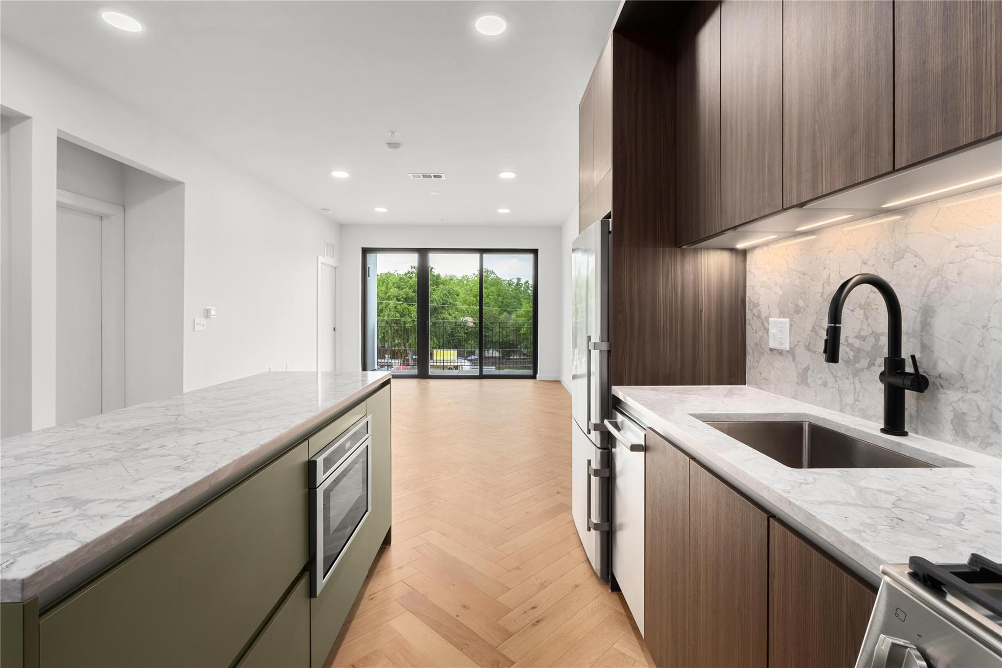 2209 1st ST #311, Austin, TX 78704 photo 3
