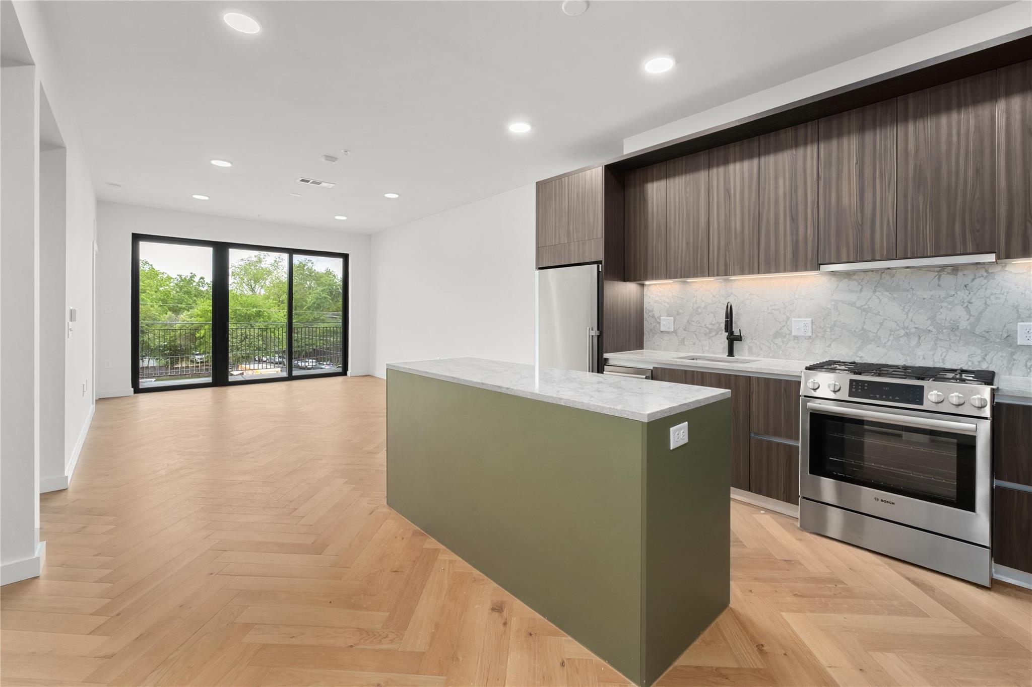 2209 1st ST #311, Austin, TX 78704 photo 5