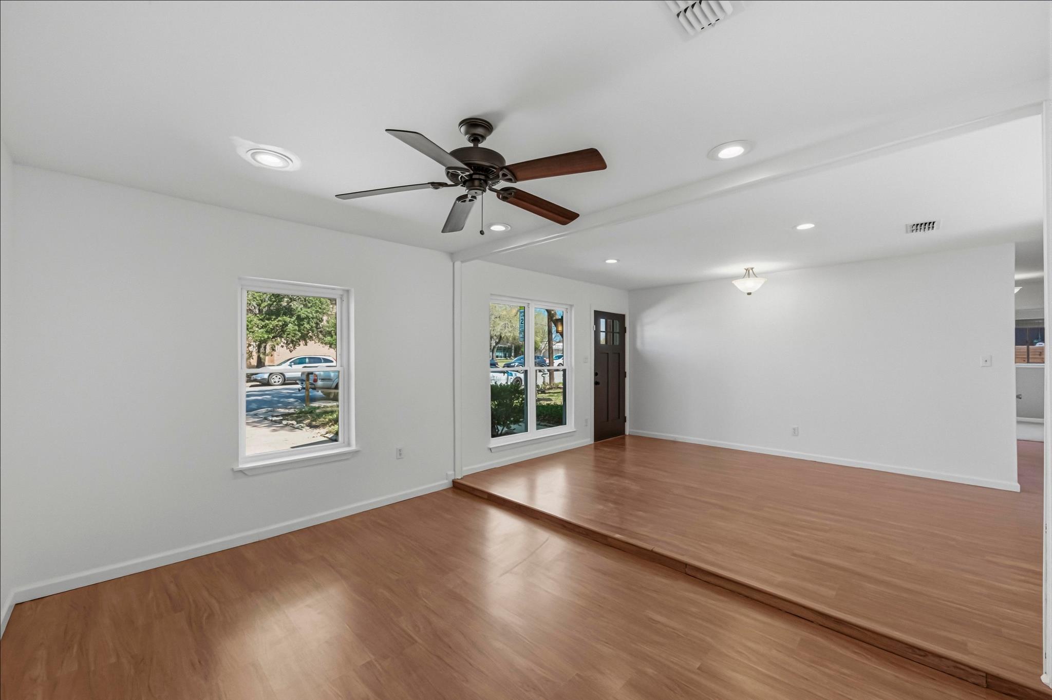 1005 Arthur Stiles RD, Austin, TX 78721 photo 5
