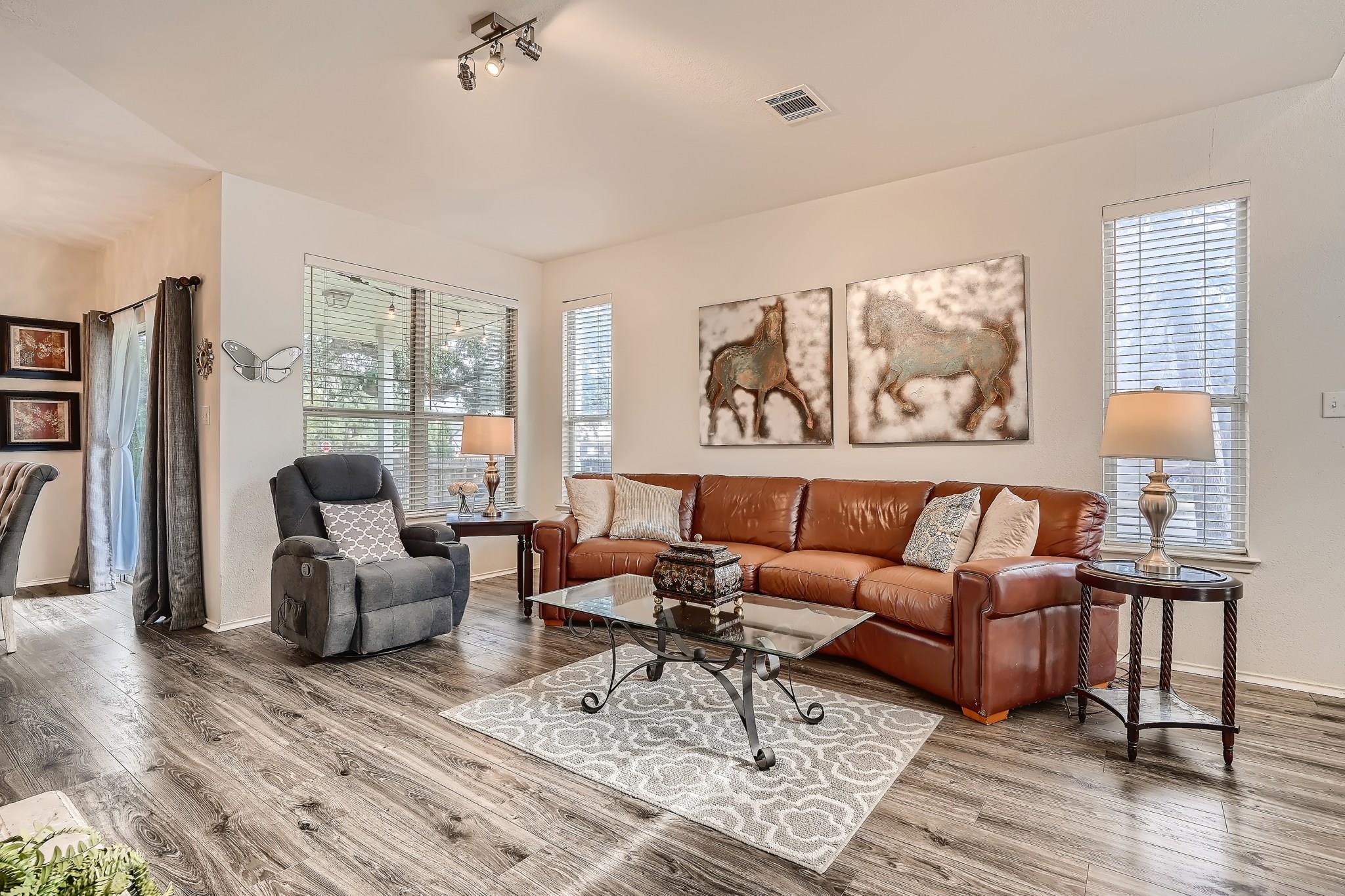 4300 Walling Forge DR, Austin, TX 78727 photo 5