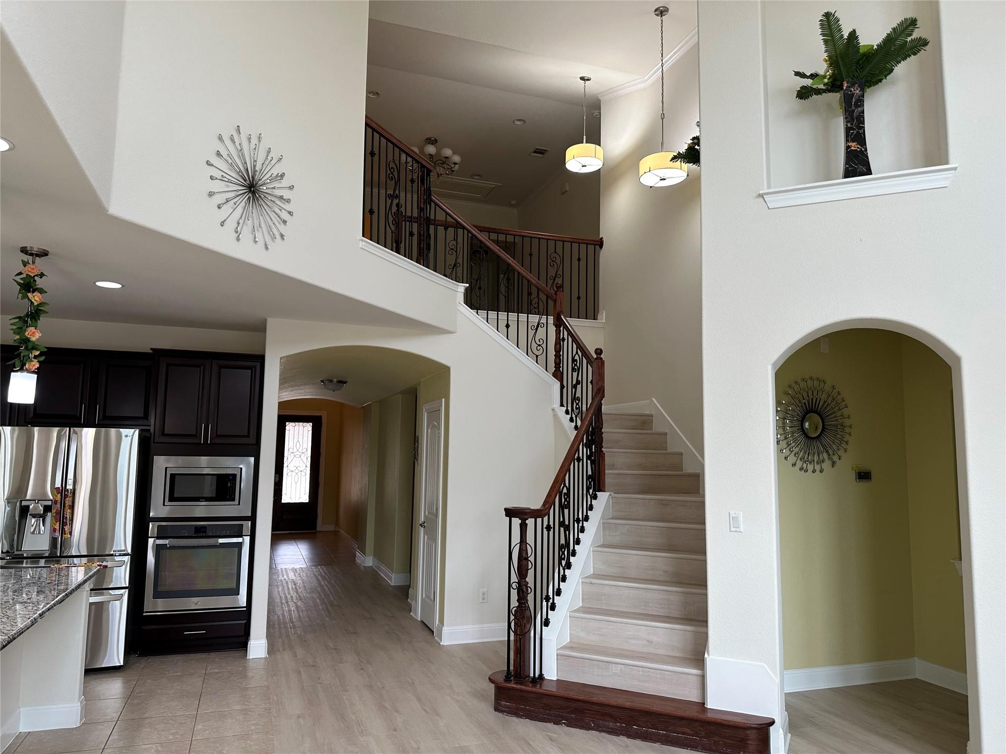 4237 Privacy Hedge ST, Leander, TX 78641 photo 3