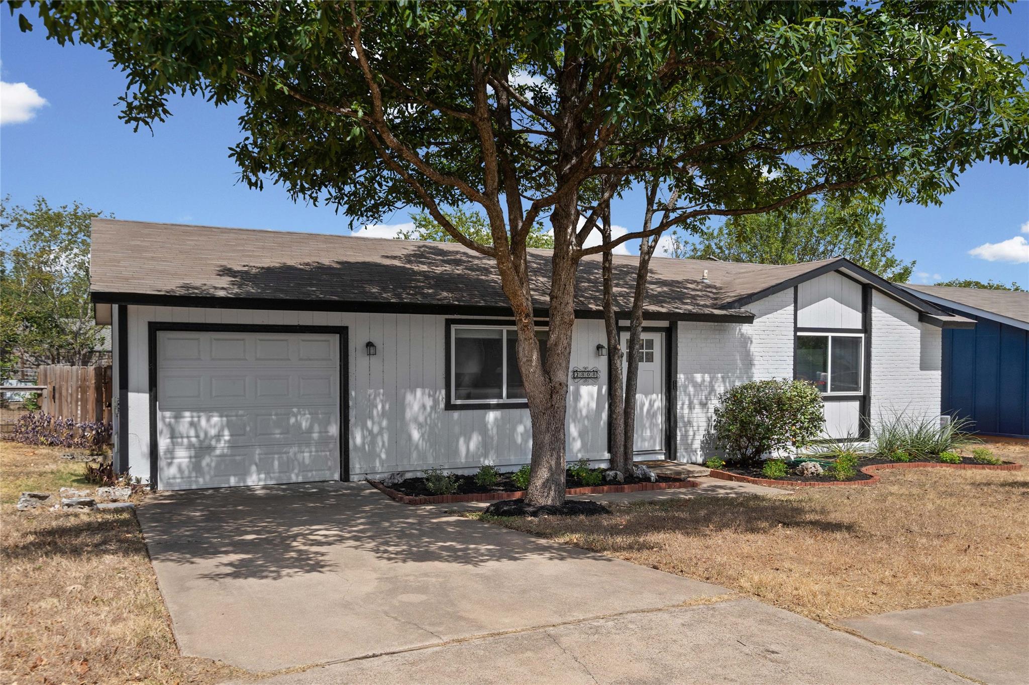 2808 Dillion Hill DR, Austin, TX 78745 photo 5