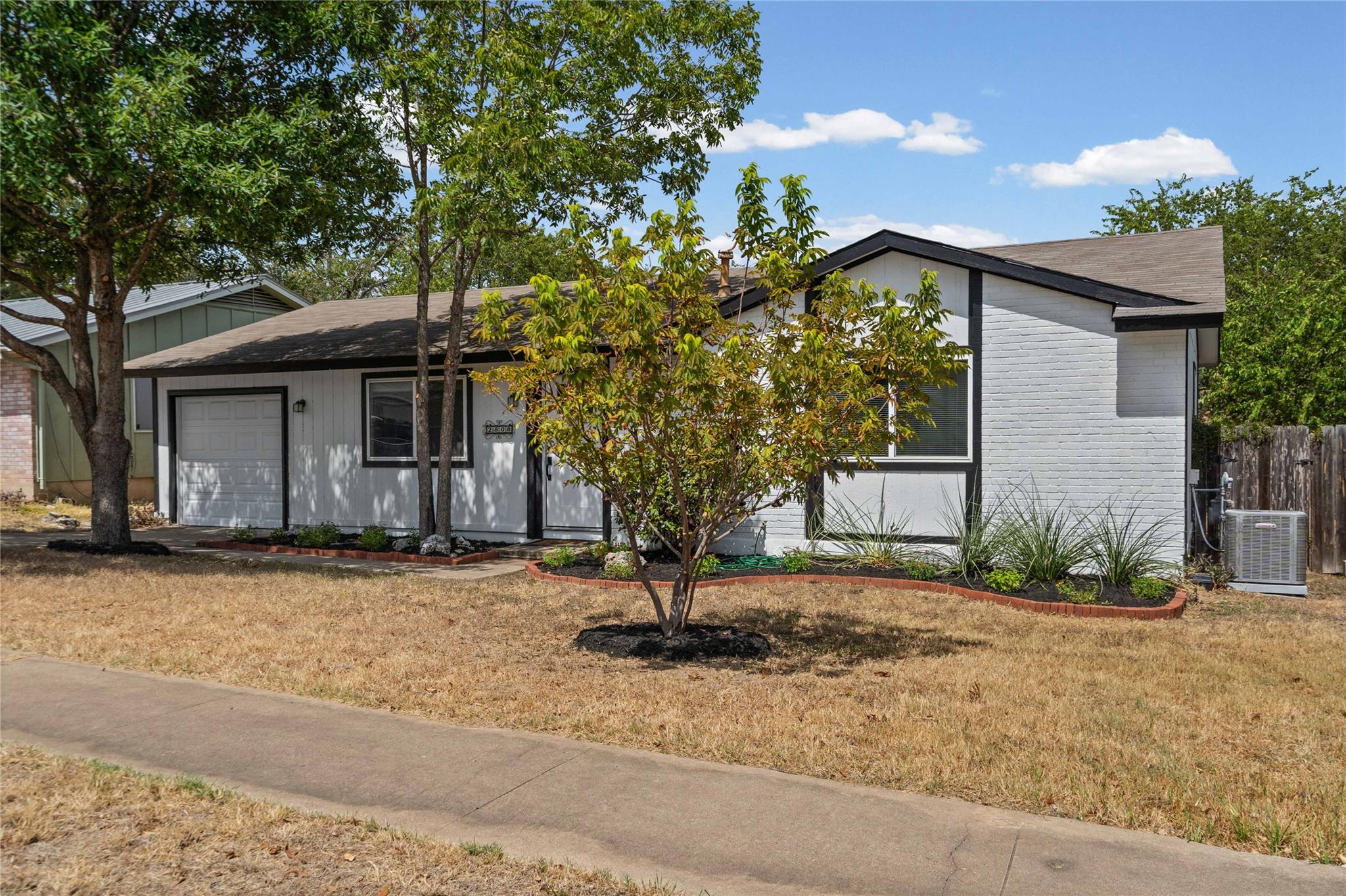 2808 Dillion Hill DR, Austin, TX 78745 photo 4