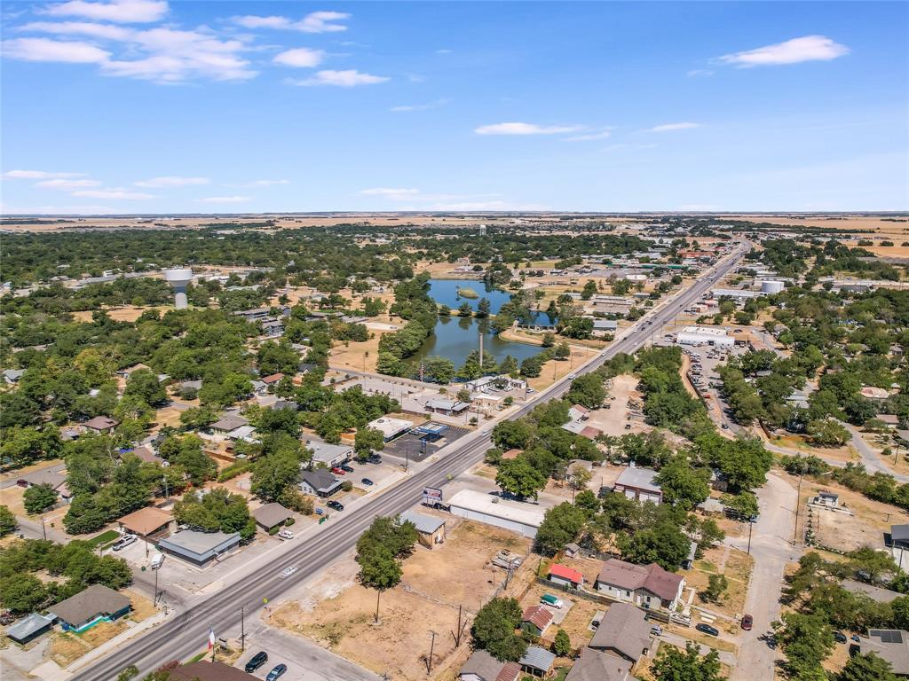 1000 Main ST, Taylor, TX 76574 photo 4