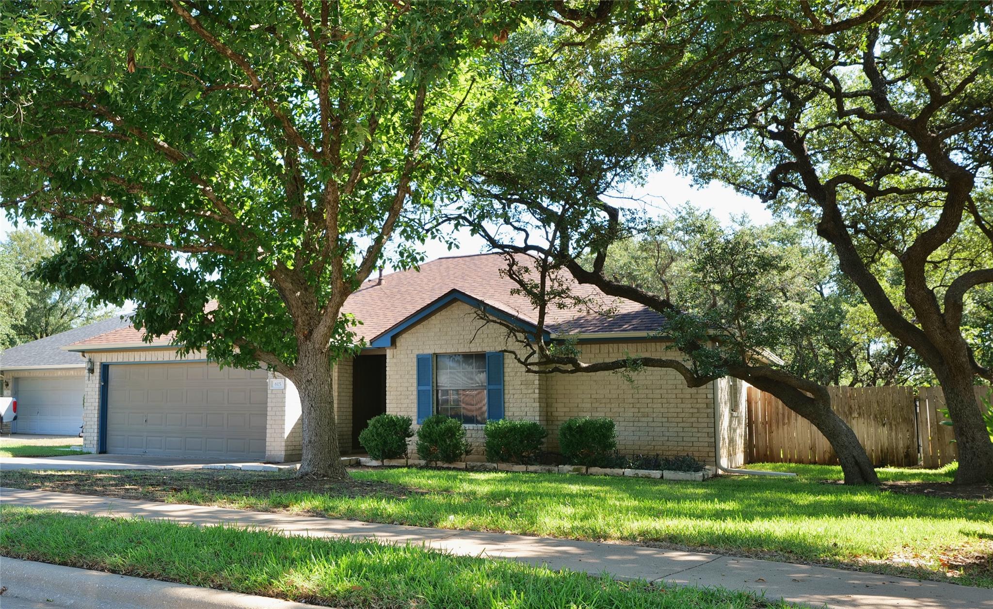 Blue Oaks Estates