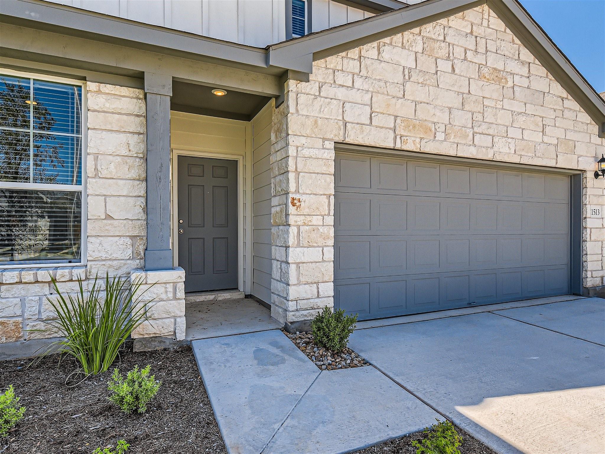 1513 Hope Ranch RD, Leander, TX 78641 photo 3