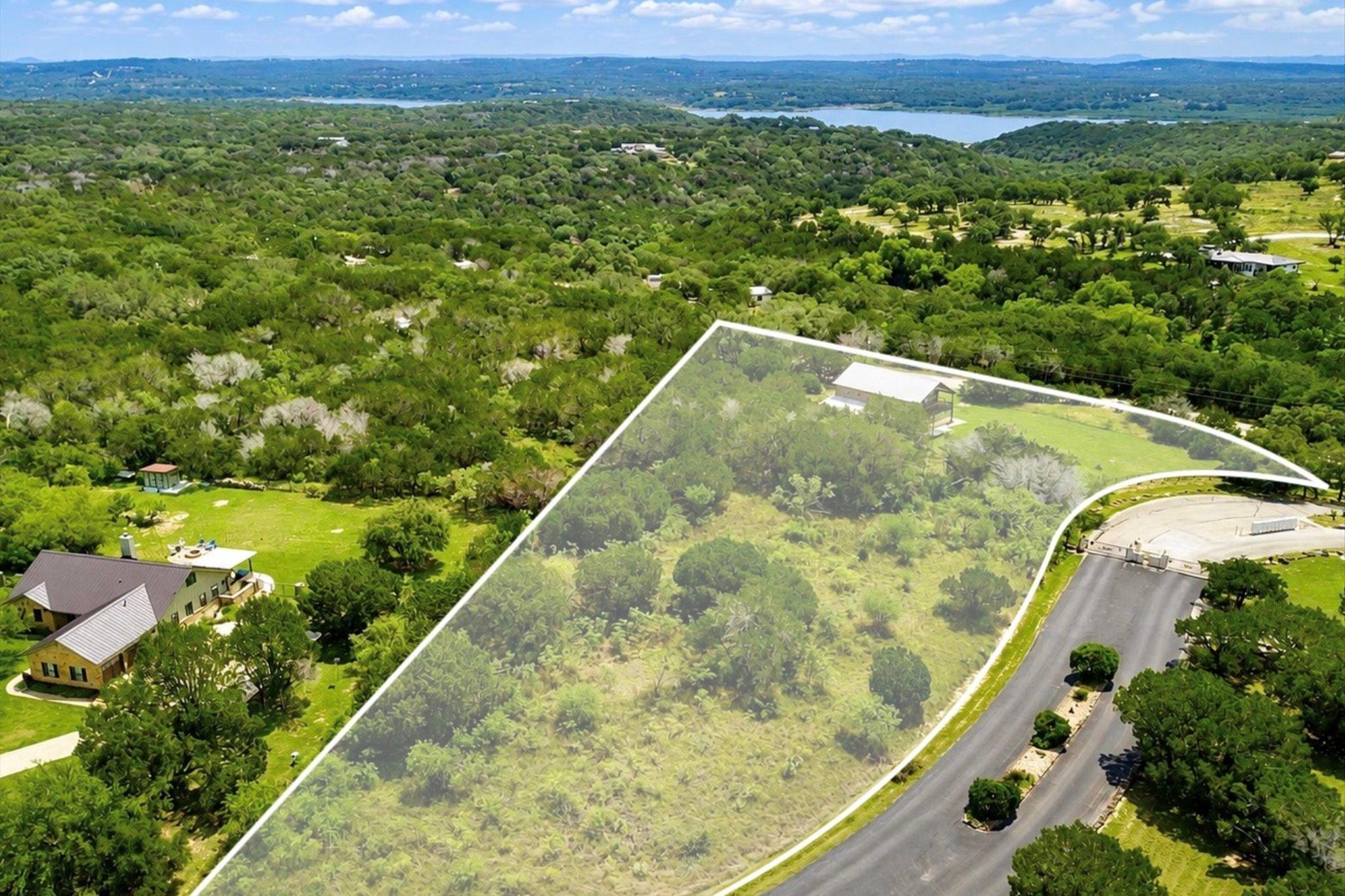 112 Ridge Harbor DR, Spicewood, TX 78669 photo 4