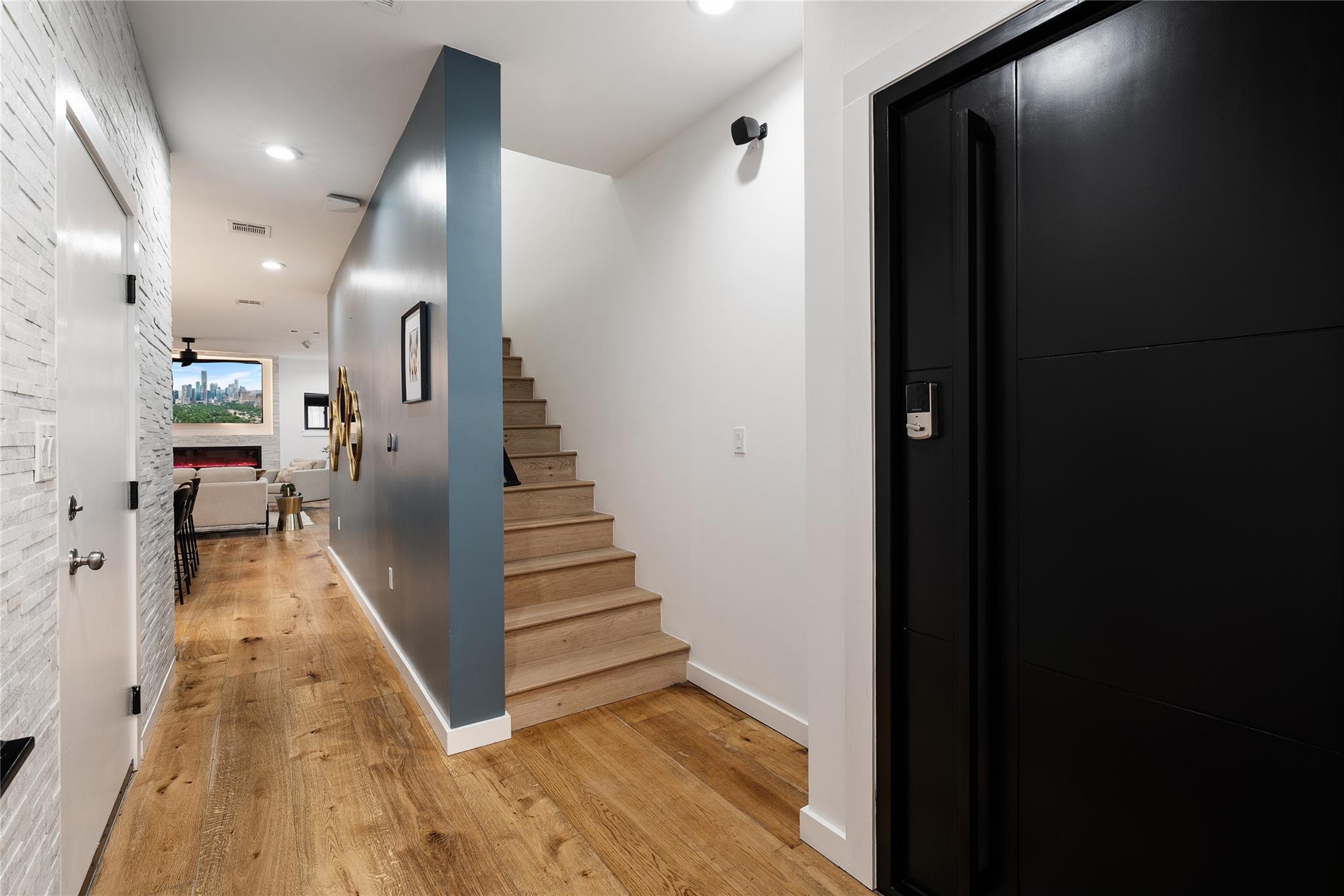 2214 Garden ST #2, Austin, TX 78702 photo 4
