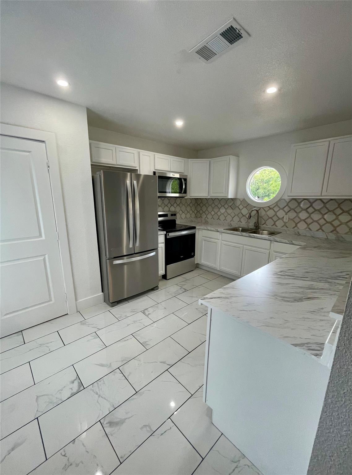 1109 Brentwood ST #A, Austin, TX 78757 photo 5