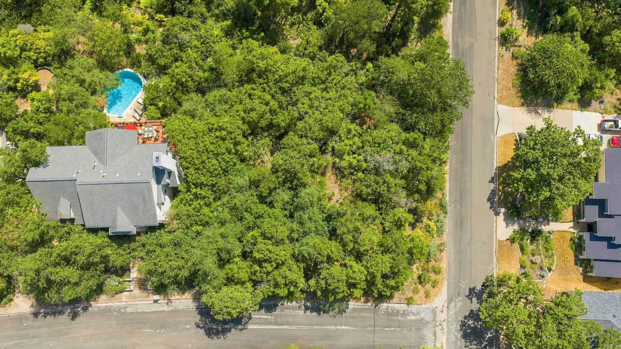 6401 Dry Cliff CV, Austin, TX 78731 photo 5