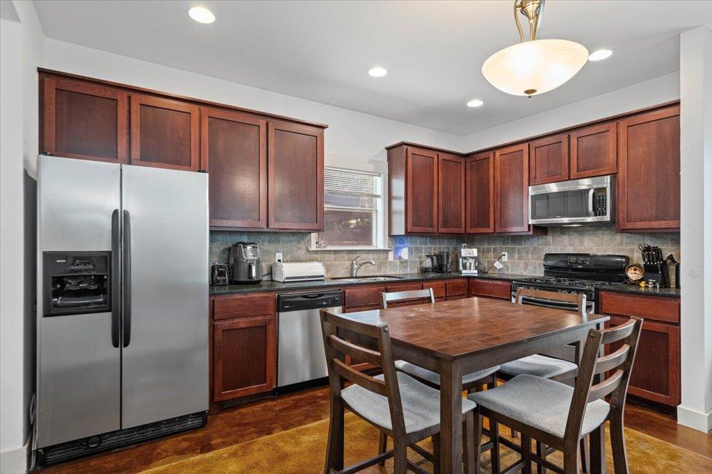 3304 5th ST #B, Austin, TX 78702 photo 5