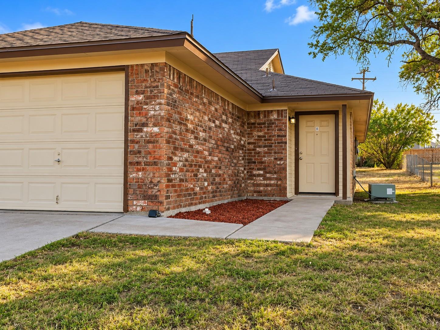 105 Northern Dove LN #B, Copperas Cove, TX 76522 photo 3