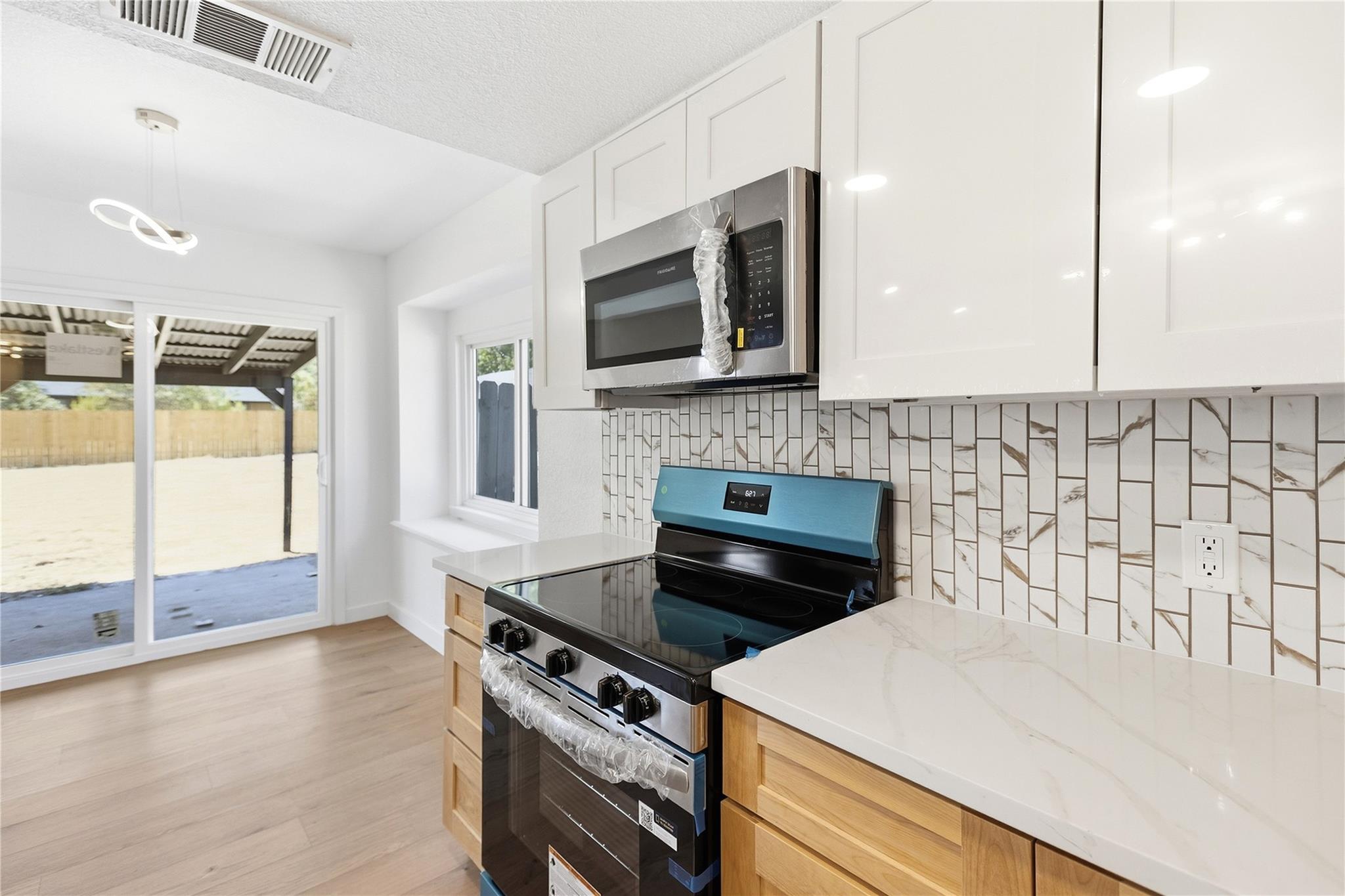 1903 West DR, Leander, TX 78641 photo 5