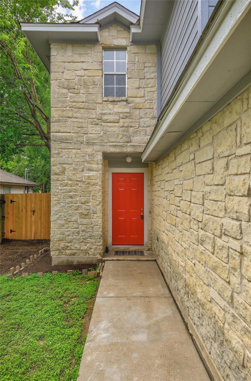 1005 Christopher Ave #A, Round Rock, TX 78681 photo 3
