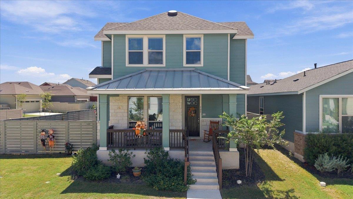 183 Weaver LN, Bastrop, TX 78602 photo 2