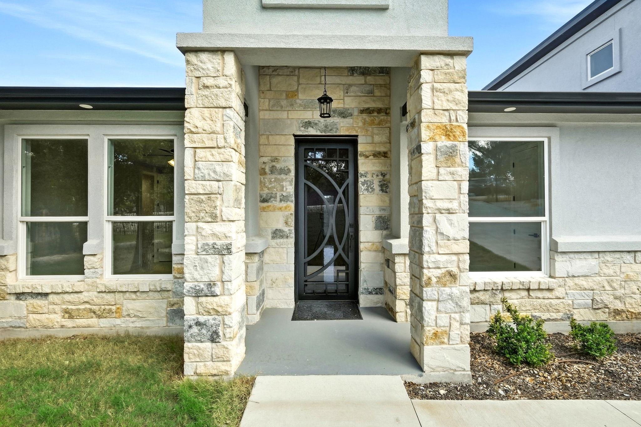 20302 Boggy Ford RD, Lago Vista, TX 78645 photo 4