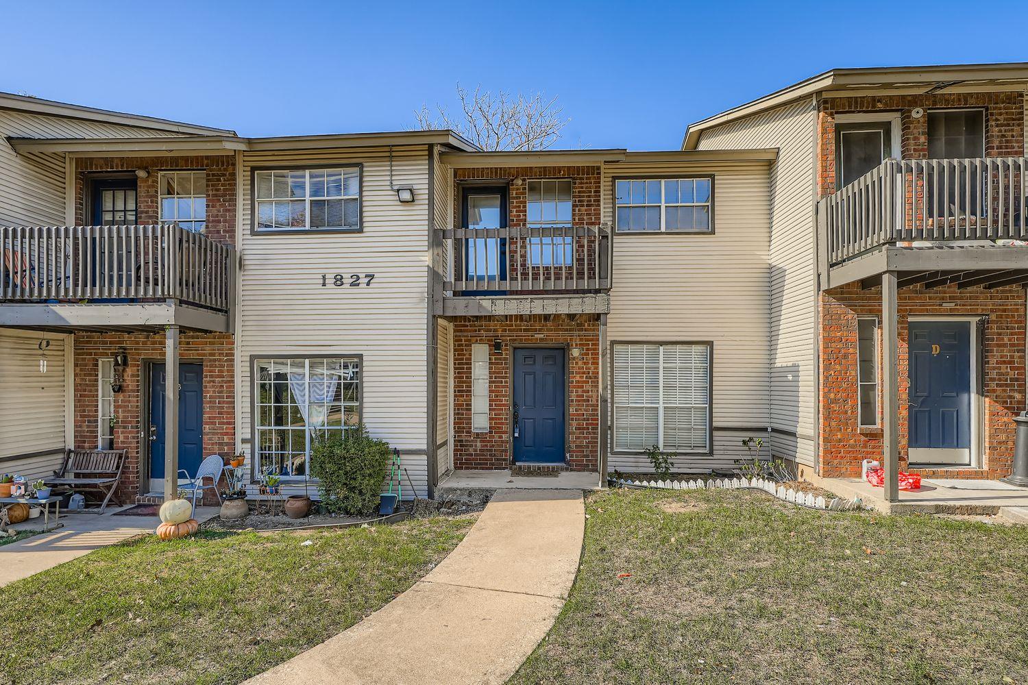River Crossing Condo