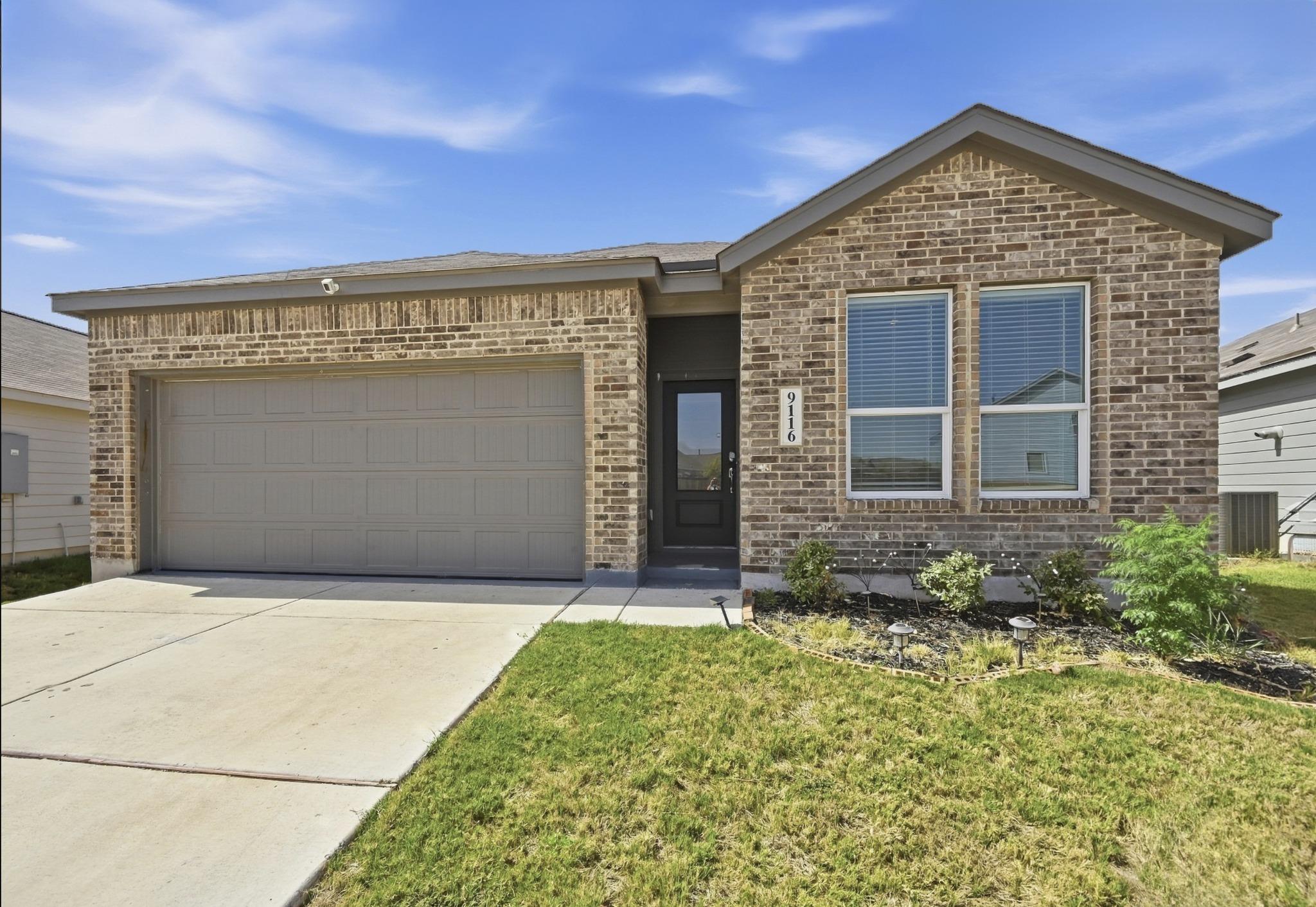 9116 Luciano Place, Seguin, TX 78155 photo 2