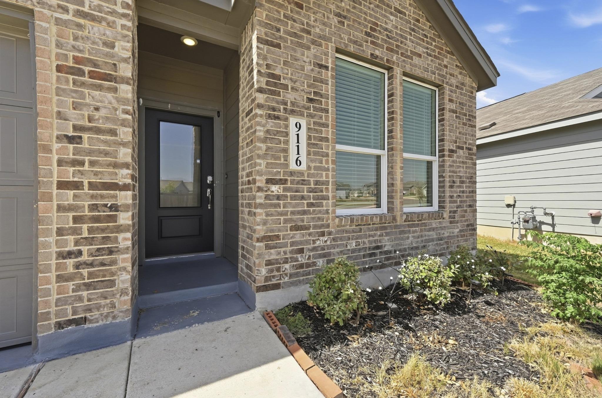 9116 Luciano Place, Seguin, TX 78155 photo 4