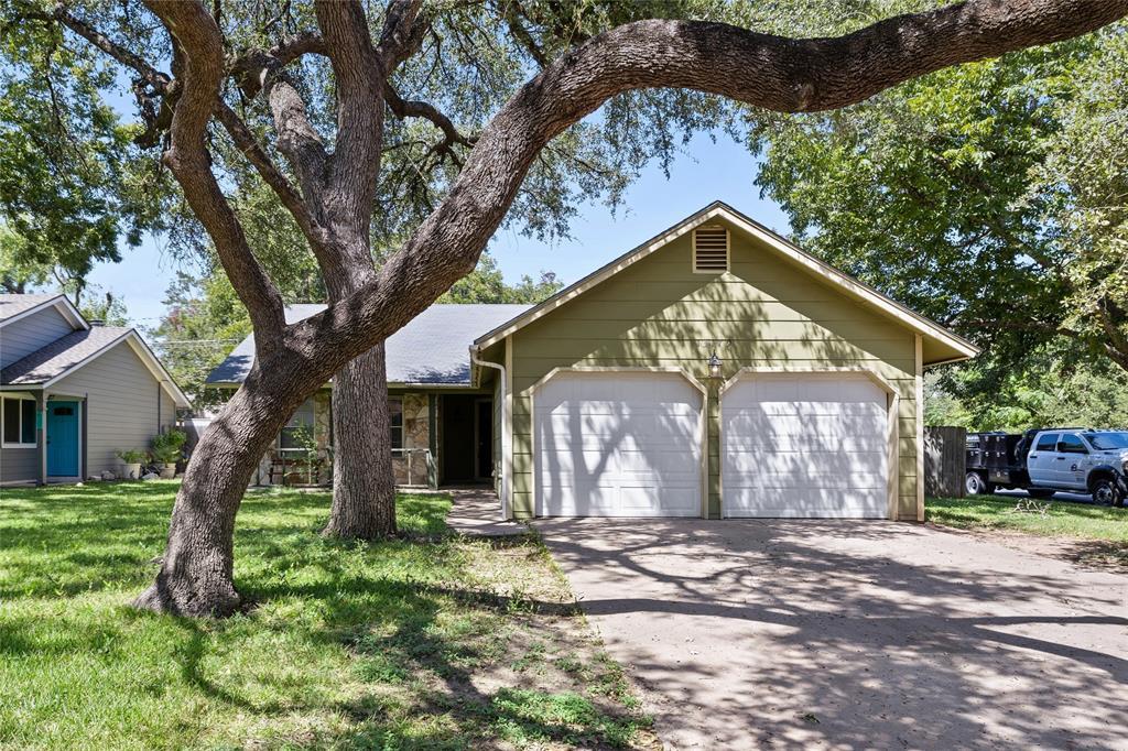 13179 Mill Stone DR, Austin, TX 78729 photo 4