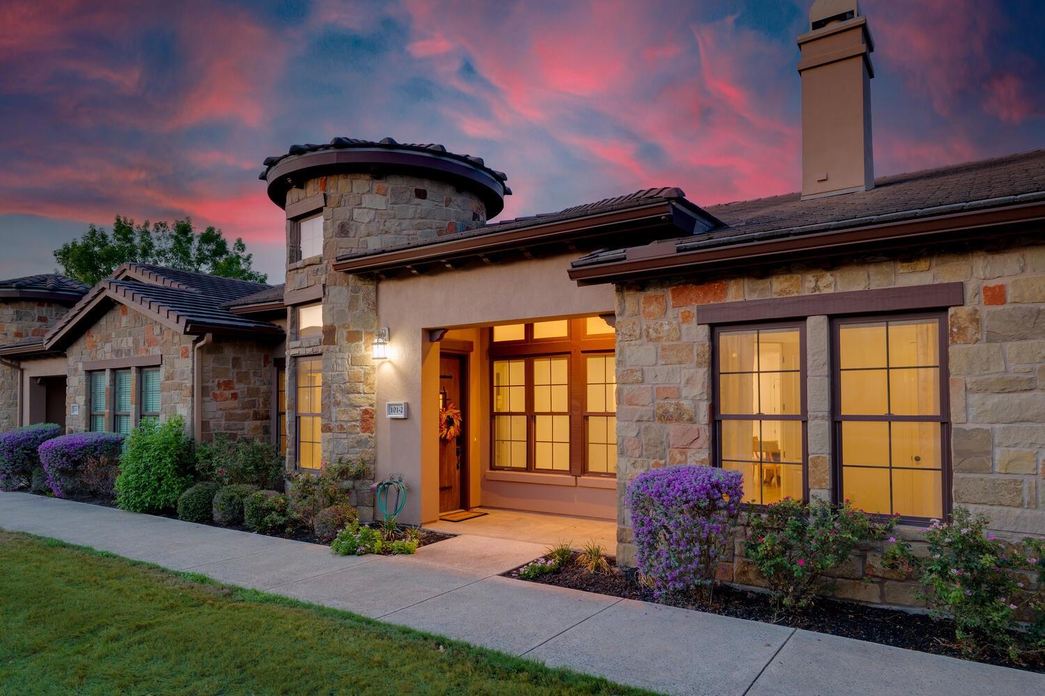 101 Rivalto CIR #2, Lakeway, TX 78734 photo 2