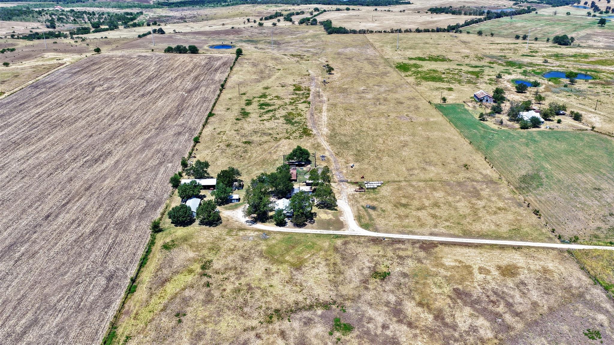201 926 PR, Thrall, TX 76578 photo 5