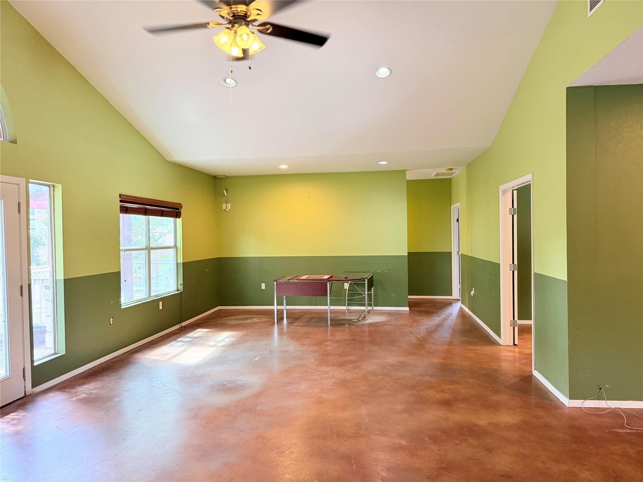1512 Howard LN, Austin, TX 78728 photo 4