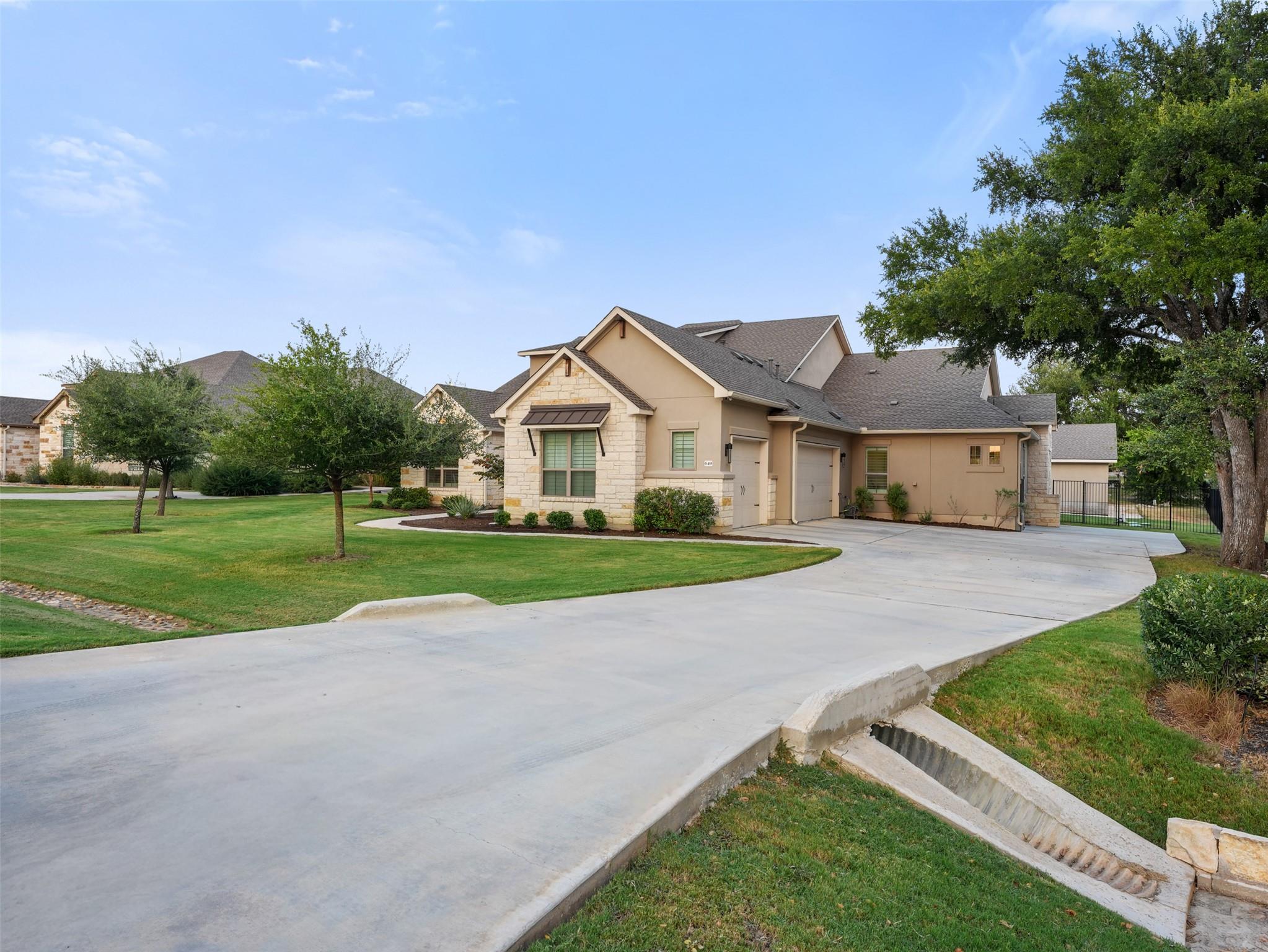 649 Bunker Ranch BLVD, Dripping Springs, TX 78620 photo 3