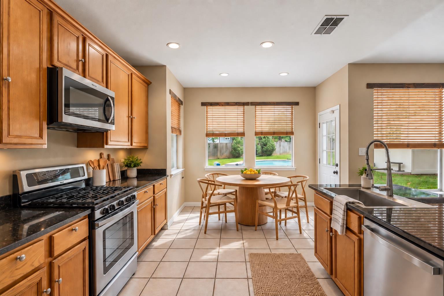 1409 Deer Horn DR, Cedar Park, TX 78613 photo 4