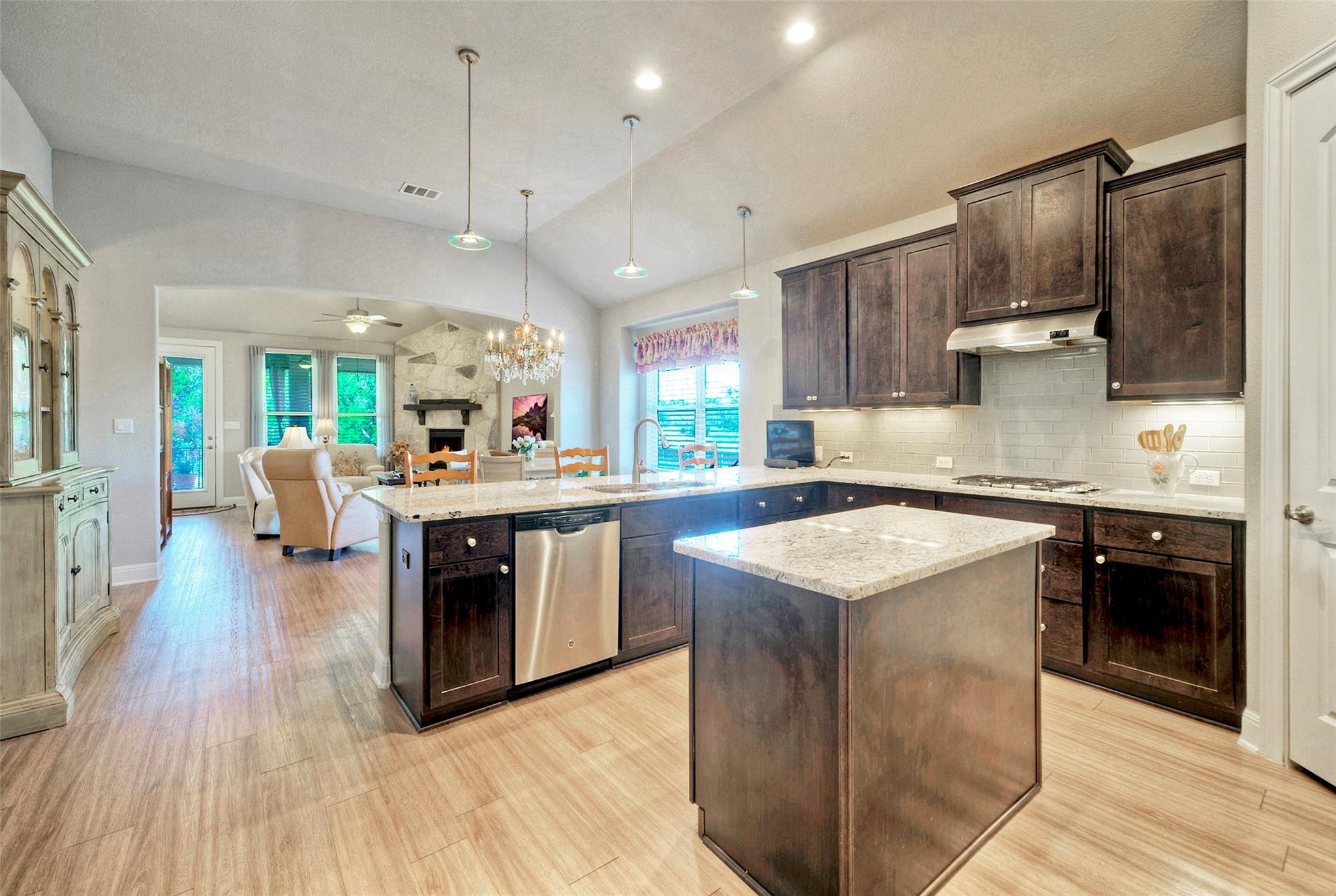 112 Senna DR, Dripping Springs, TX 78620 photo 5