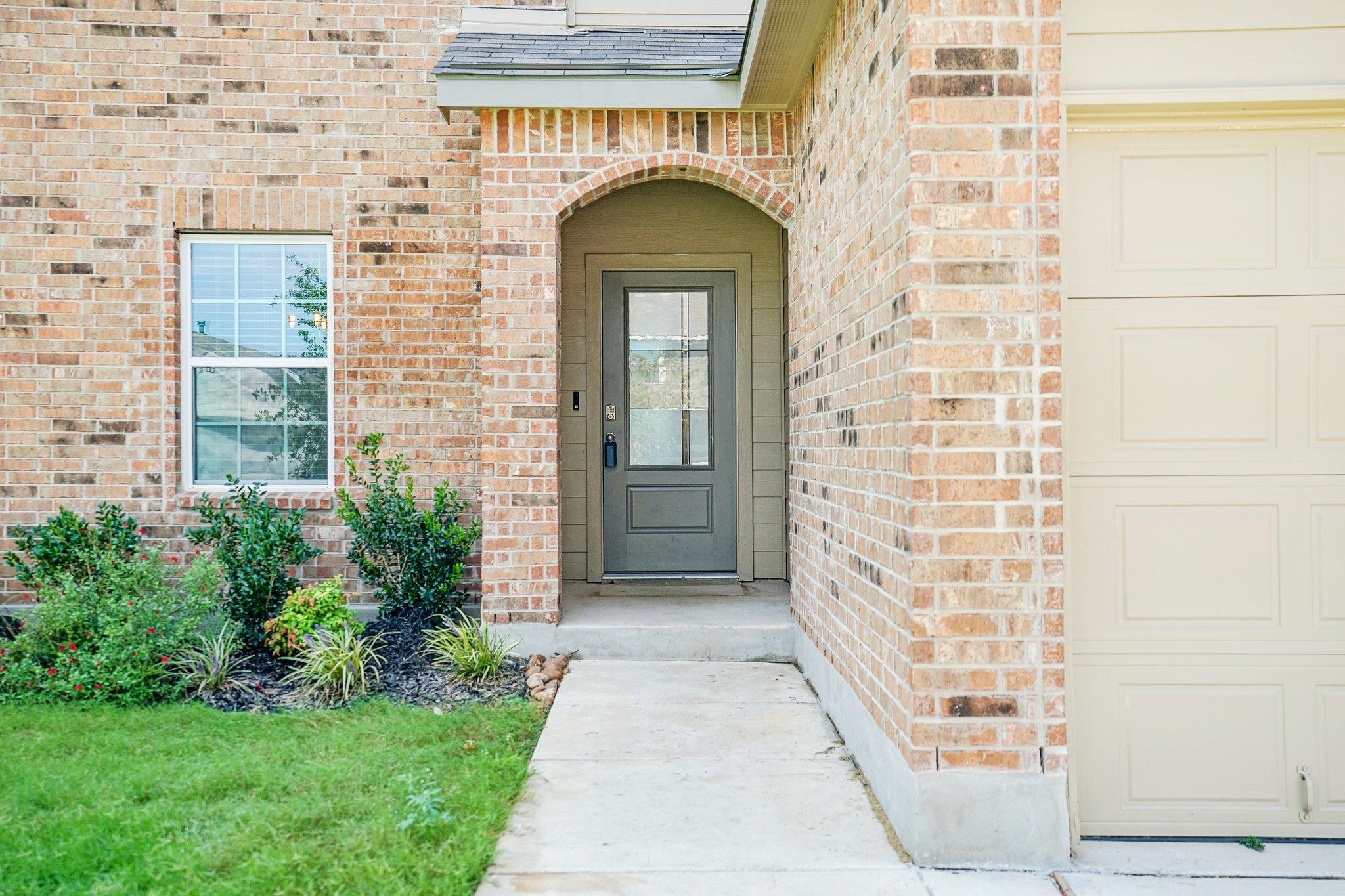 627 Fluted SHLS, Cibolo, TX 78108 photo 2