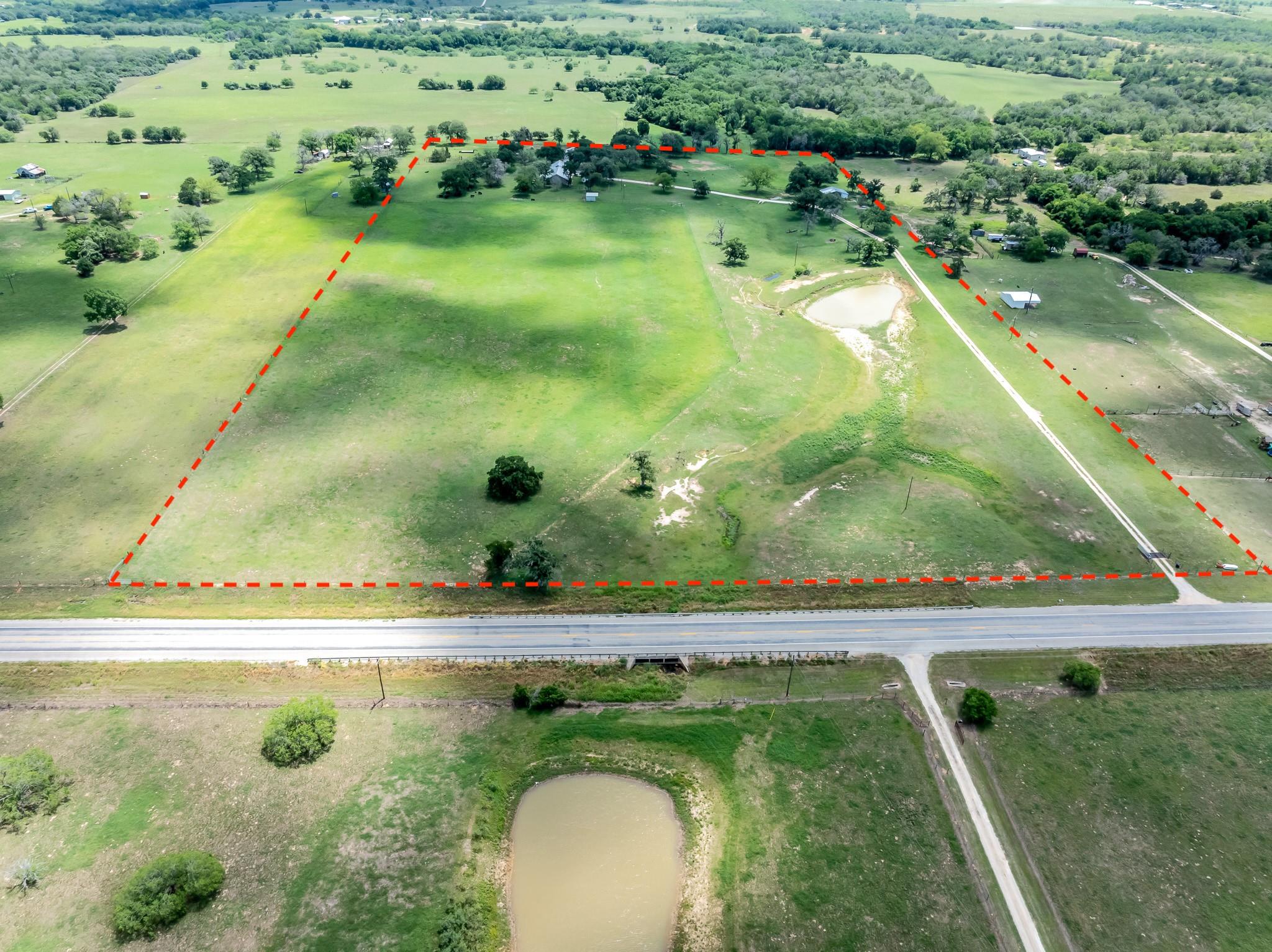 6589 State Highway 304, Harwood, TX 78632 photo 2