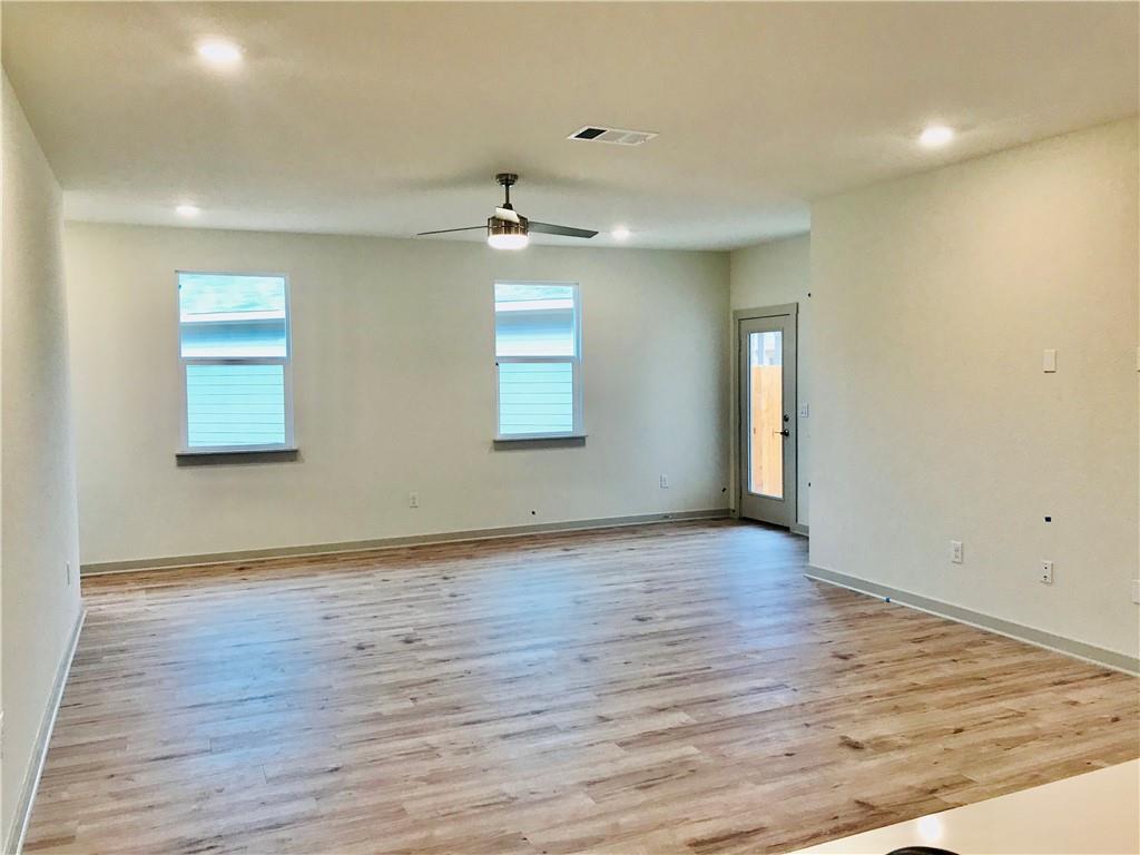 224 Centuryplant RD, Leander, TX 78641 photo 5