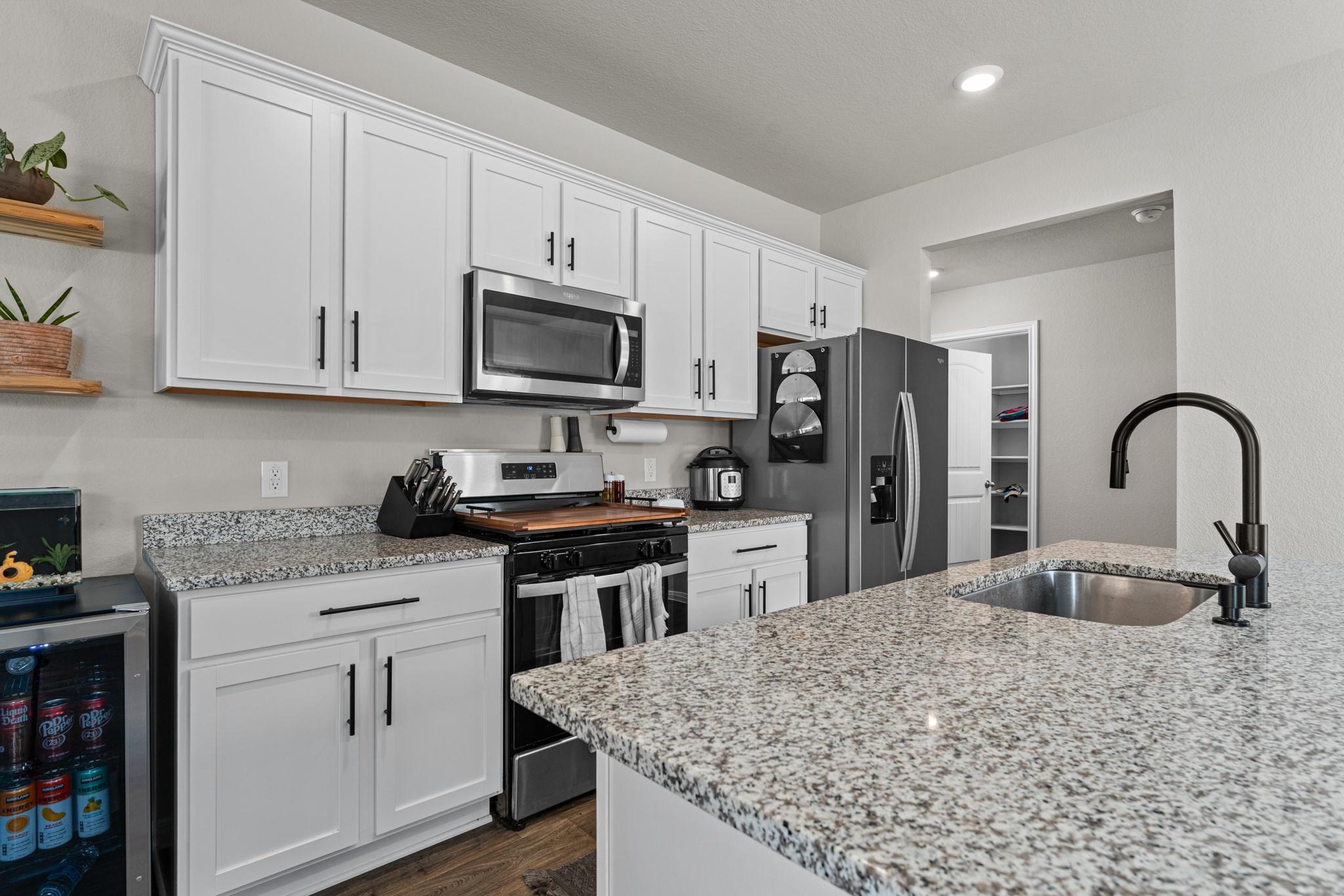 201 Elbow Bush CV, Kyle, TX 78640 photo 5