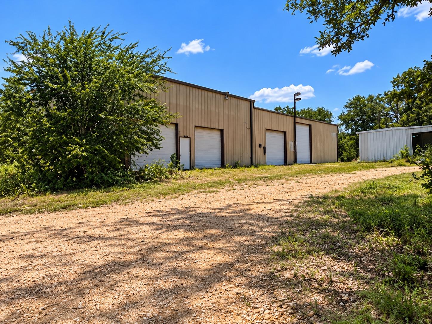 1045 SH 71 Highway, Bastrop, TX 78602 photo 4