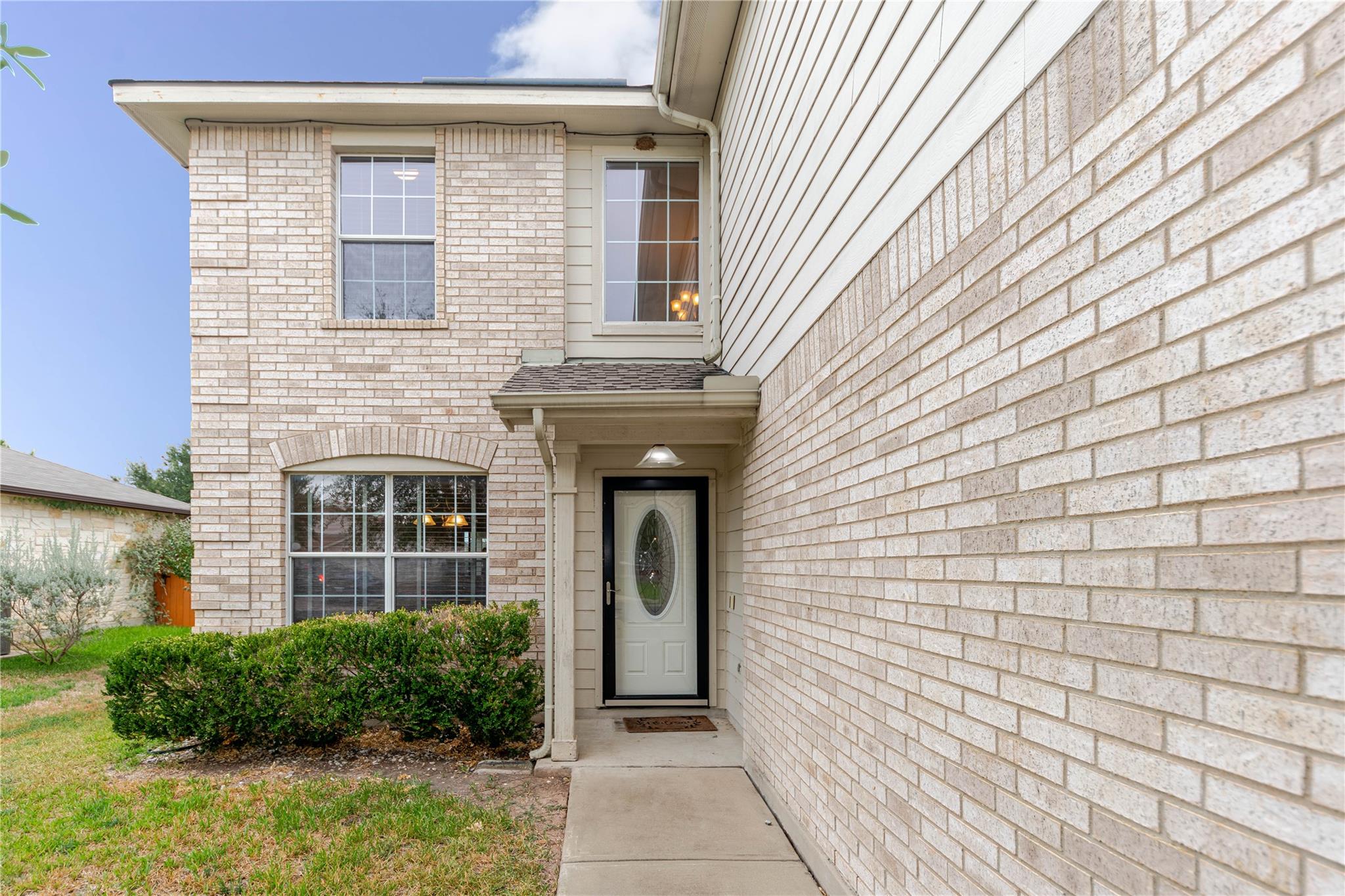 310 Antelope TRL, Bastrop, TX 78602 photo 4